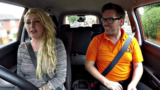 Chubby UK blonde cockriding in the car after bj