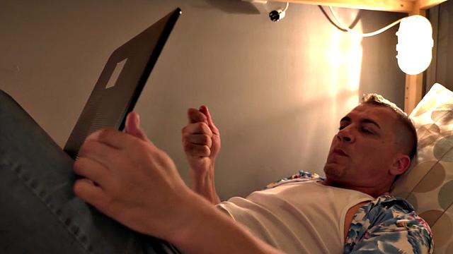 Pornstar babes enjoy deepthroating and facesitting