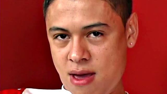 Тато в своём стиле - кровать, дырочка и весёлый настрой