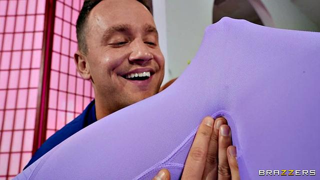 Doing Yoga With Mona