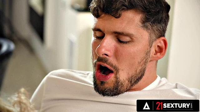 21 SEXTURY - Flexible Geisha Uses Sexy Feet to Milk Kristofs Cock