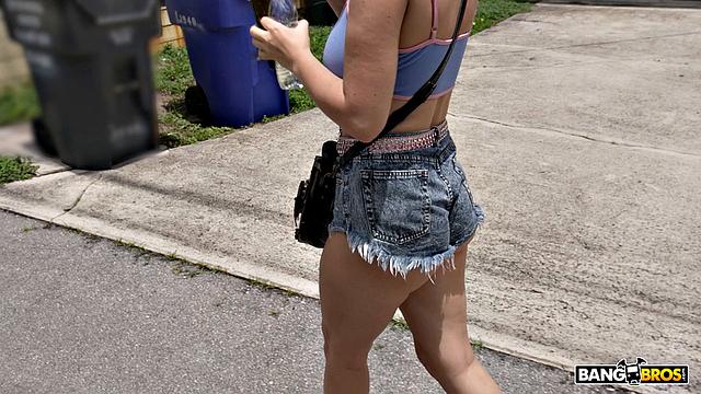 Asteria Gets Banged on Bus