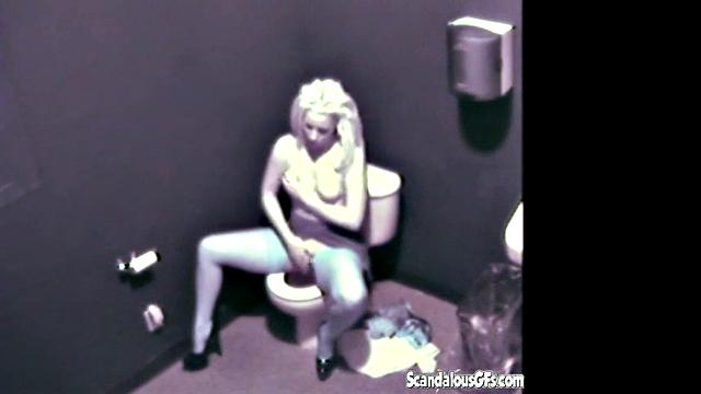 Blonde Babe masturbates in comfort room caught on cam