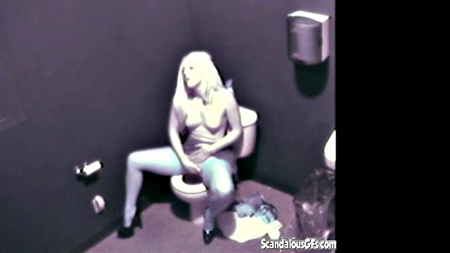 Blonde Babe masturbates in comfort room caught on cam