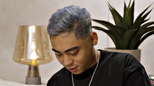 A couple of friends go out with Yuli and she gets fucked