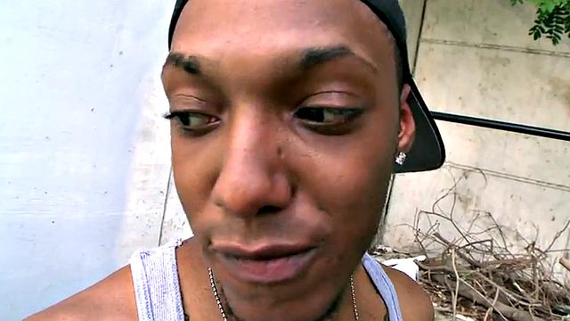 Tattooed ebony hunk pounds tight interracial ass of Ebony bottom