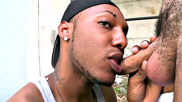 Tattooed ebony hunk pounds tight interracial ass of Ebony bottom