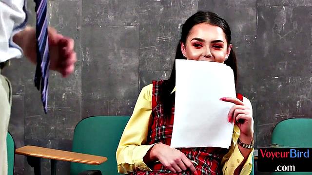 Nympho voyeuristic peep