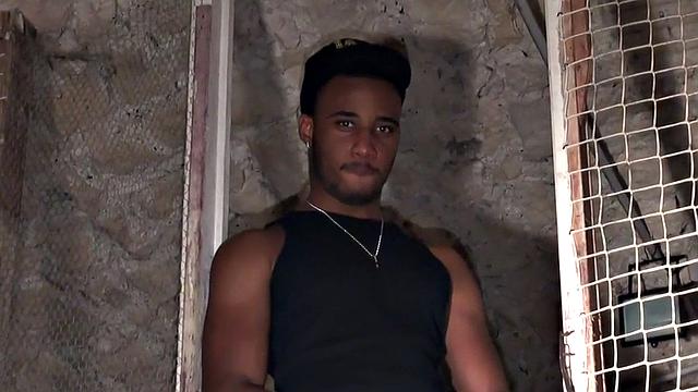 Black stud rims and fucks white bottom in basement