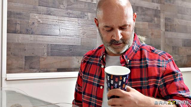 Drive Thru, Cum Through