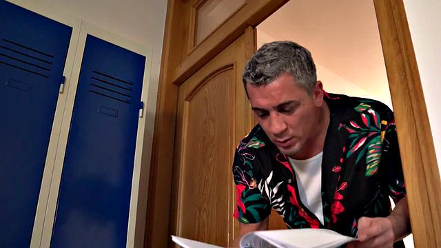 Squirty hostel babe fucked in 3way with pussyeating BFF