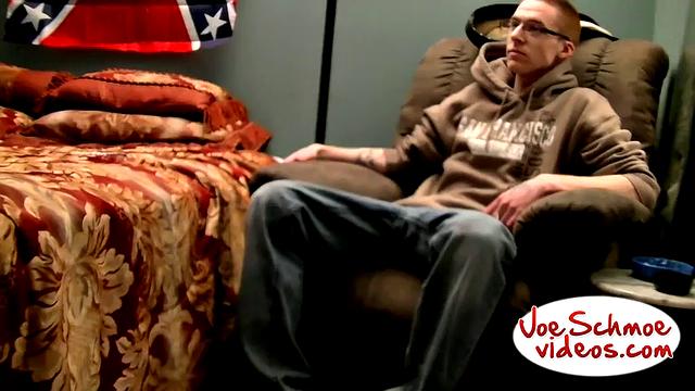 Nerdy White Guy Masturbates and Cums - Whiteboy