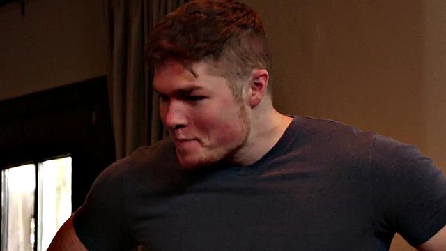 Babe rides dick after getting oral in classy limo