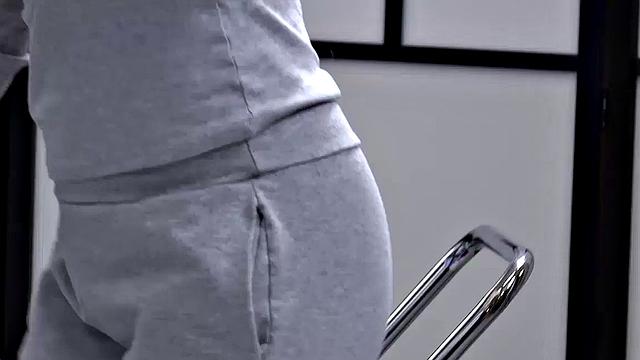 Vipissy - Piss with naughty blonde Vinna Reed who gets drenched in pee