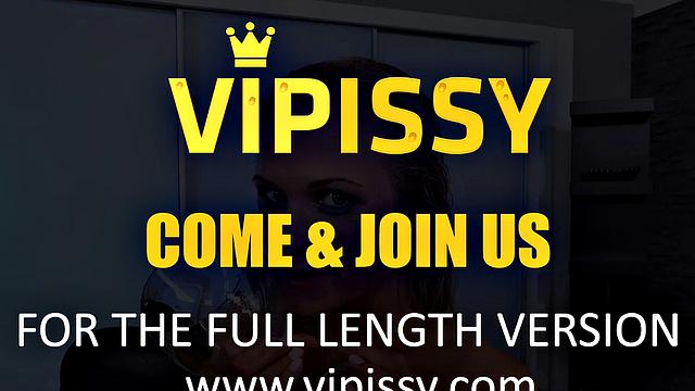 Vipissy - Piss with naughty blonde Vinna Reed who gets drenched in pee