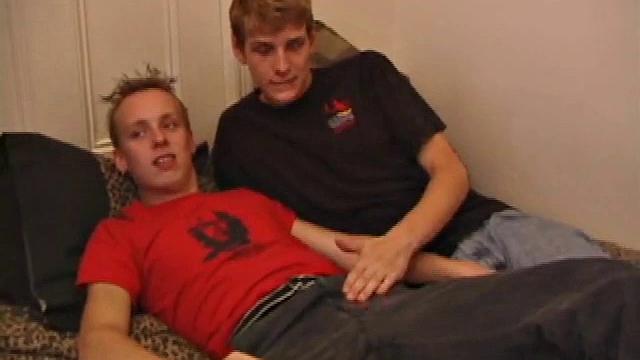 Skylerr and Roar Ass-Fuck