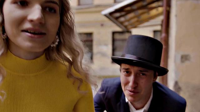 HUNT4K. Tricky situation