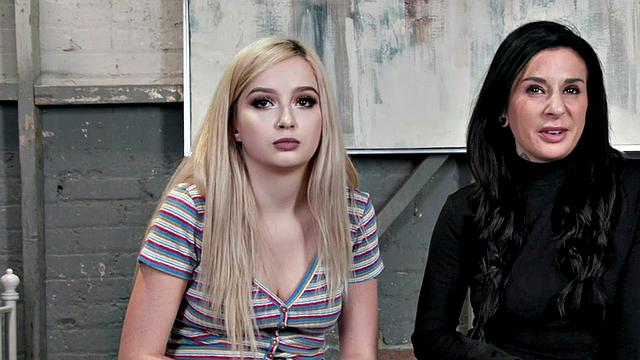 Strapon lez toys gaping asshole of inked MILF