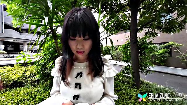 Introducing Eri Mizuno, a Girl Who Wants It Badly