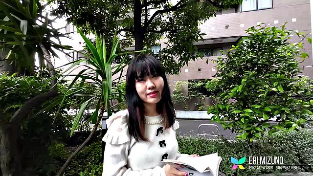 Introducing Eri Mizuno, a Girl Who Wants It Badly