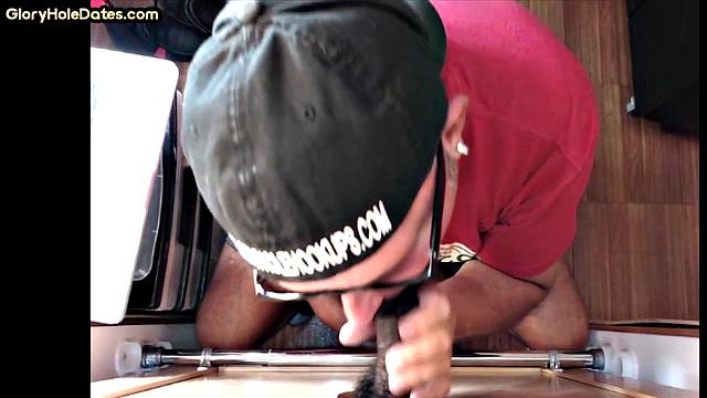 Gloryhole IR BJ DILF barebacked at home after gloryhole