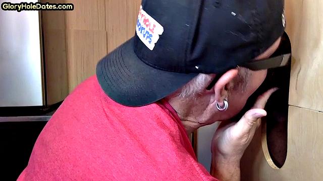 Gloryhole IR BJ DILF barebacked at home after gloryhole