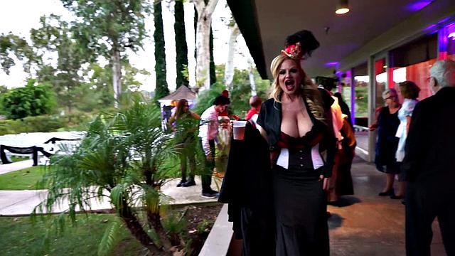 Halloween Wedding