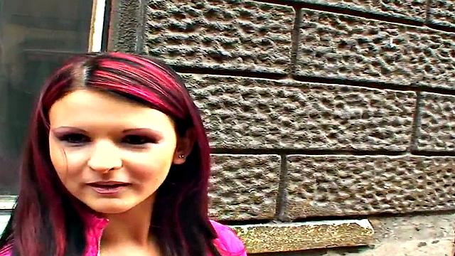 Public 21yo likes ass to mouth in scandal action