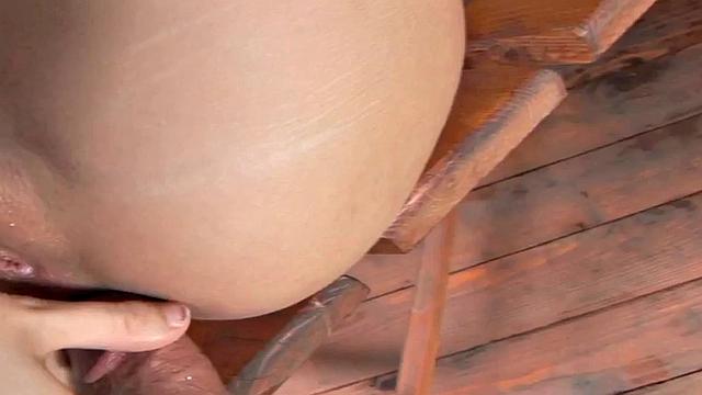 Public 21yo likes ass to mouth in scandal action