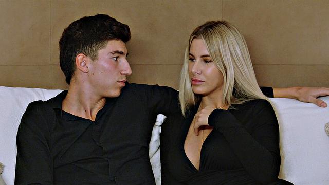 Sexy Miss Naughty shows her skills by providing a blow-job to her naughty host in the kitchen - jism slurping and splooging all over - XXX!