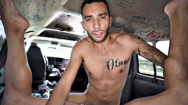 Real amateur stud fucks gay ass in public van outdoor
