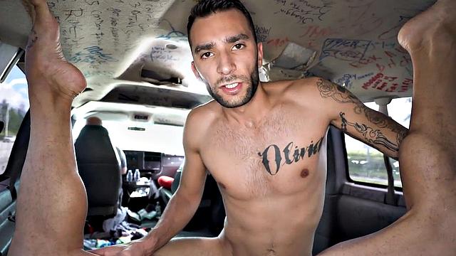 Real amateur stud fucks gay ass in public van outdoor