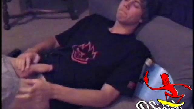 After showing off his hairy ass, Jayden lubes up his impressive boner. He acts just like a who has known all his life that he is simply awesome to look at. Guys can't take your eyes off this straight boy, and he knows it.