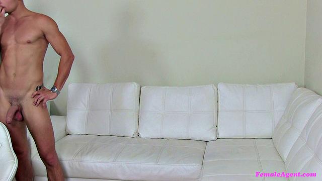 A hot amateur get her pussy licked & pounded in the office