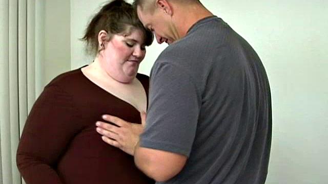 Эшли бросает вызов охотнику - охотник сам попался