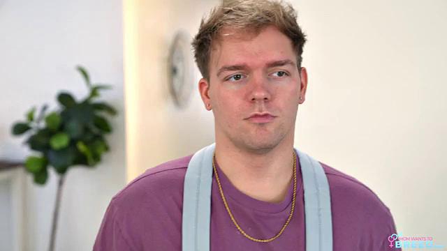 Stepmoms Summer Plans - S4:E7