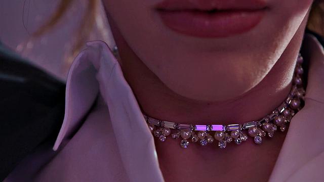 TRANSFIXED - Romantic Hung Stud Fucks Gorgeous Izzy Wilde In Bubble Bath