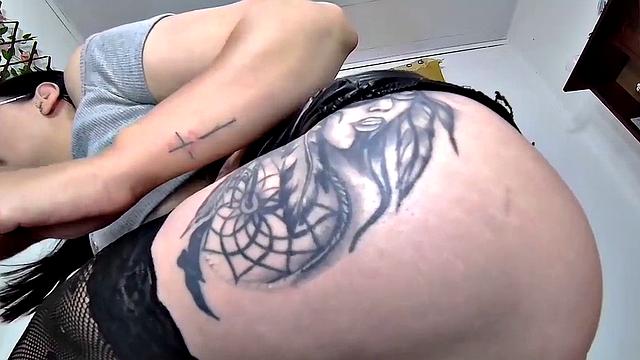 Mature Anal Wife Toying