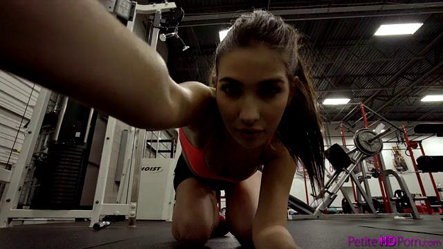 Late night workout - S1:E4