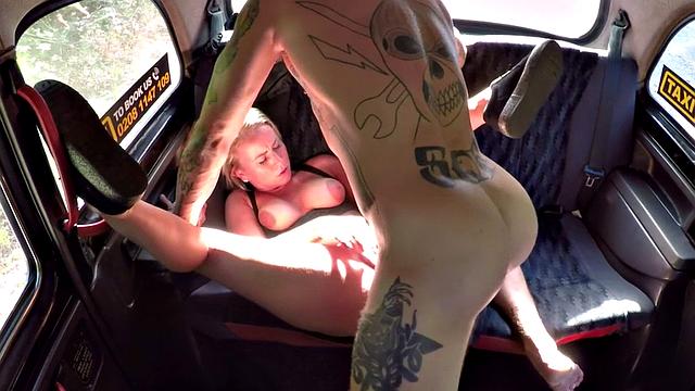 A tattooedaucasian taxi driver get his side fucking skills tested by a big cock