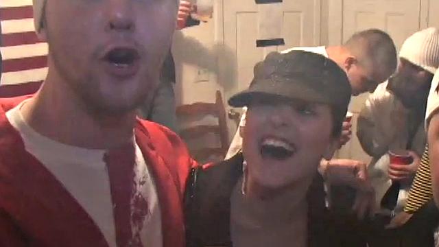 College teen sucks cock at amateur frat party