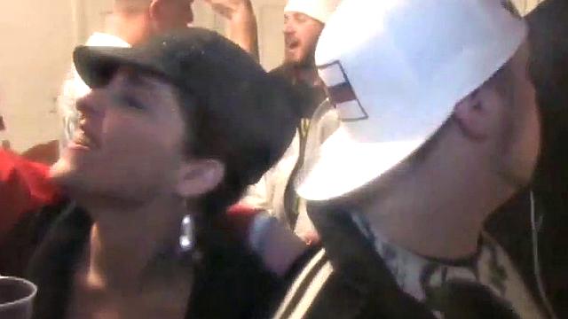 College teen sucks cock at amateur frat party