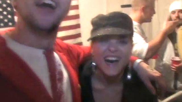 College teen sucks cock at amateur frat party