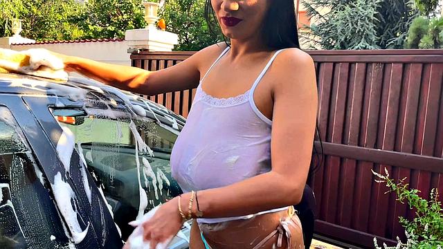 Helen Star: Workin' at the Wash