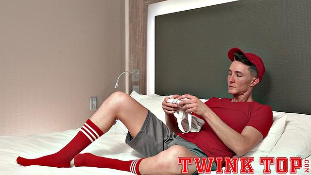 PETER POUNDER - New Recruit