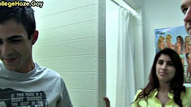 College stud throating in bathroom for fraternity