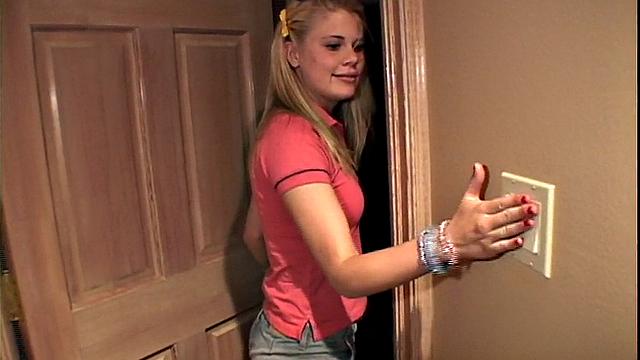 Piss fetish teen Summer