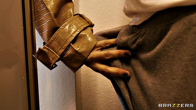 Love a Tae in Uniform