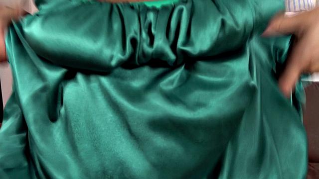 Jessica Bunnington: Chesty First Time