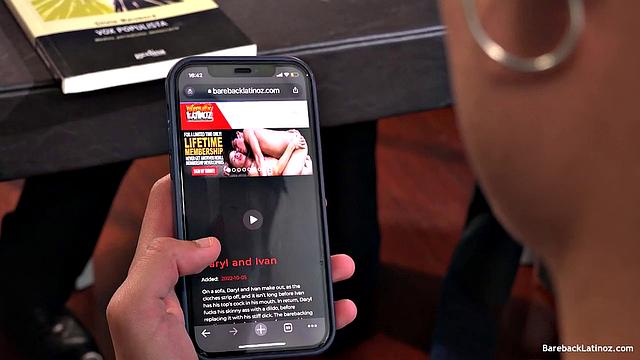 Габриэль, Бруно и Трой жарко трахаются втроём и кончают друг на друга